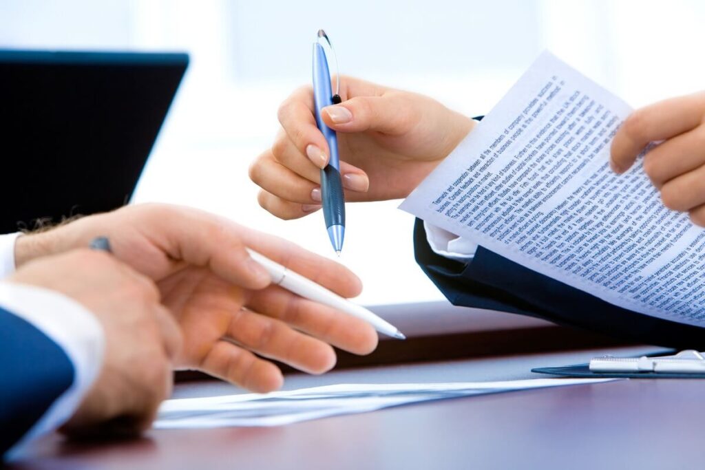 contract, negociere, proiect de succes
